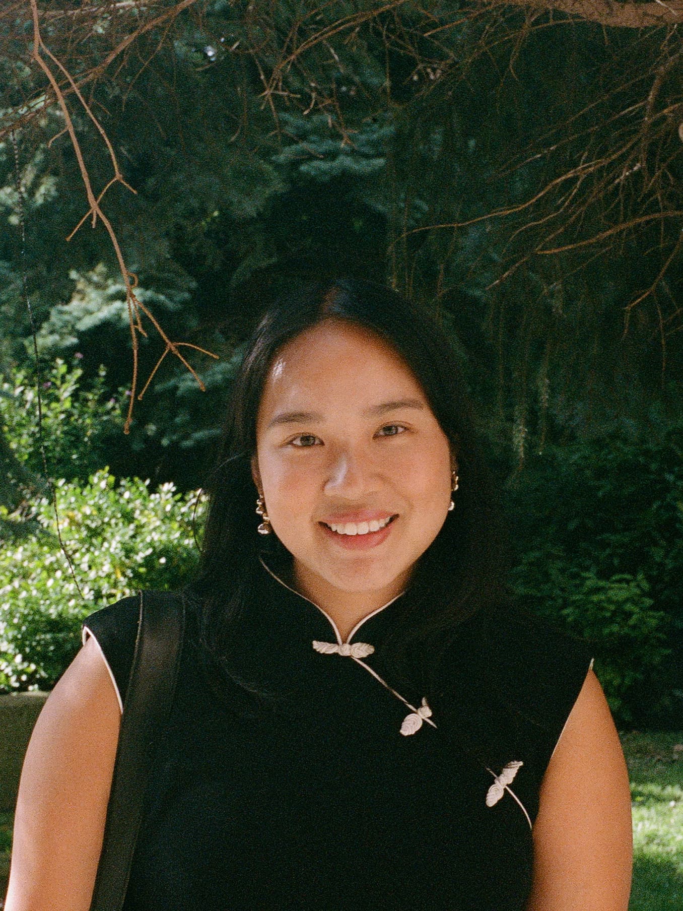 Adela Kwok - headshot