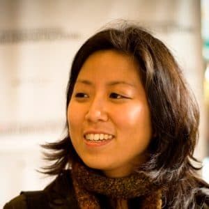 Grace Lee headshot