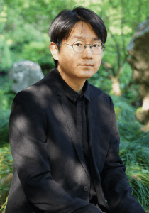 GU Xiaogang headshot